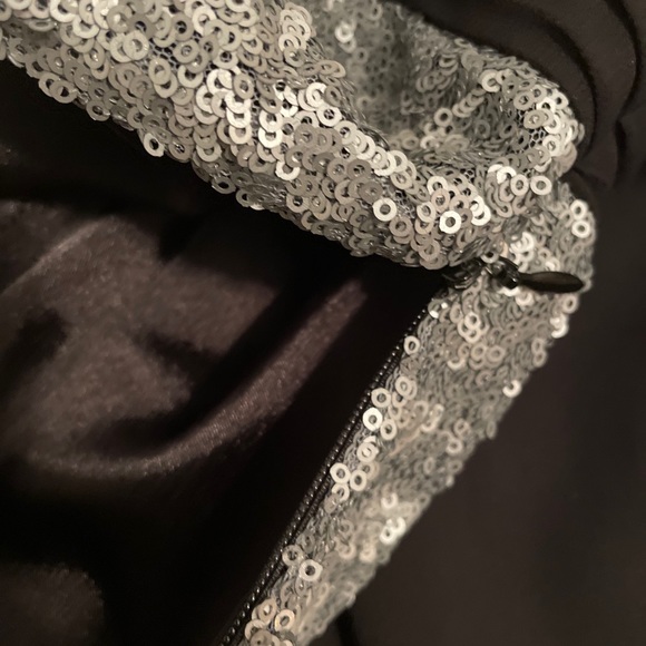 Express Semi-Formal/Cocktail dress Size 6 - Picture 3 of 9